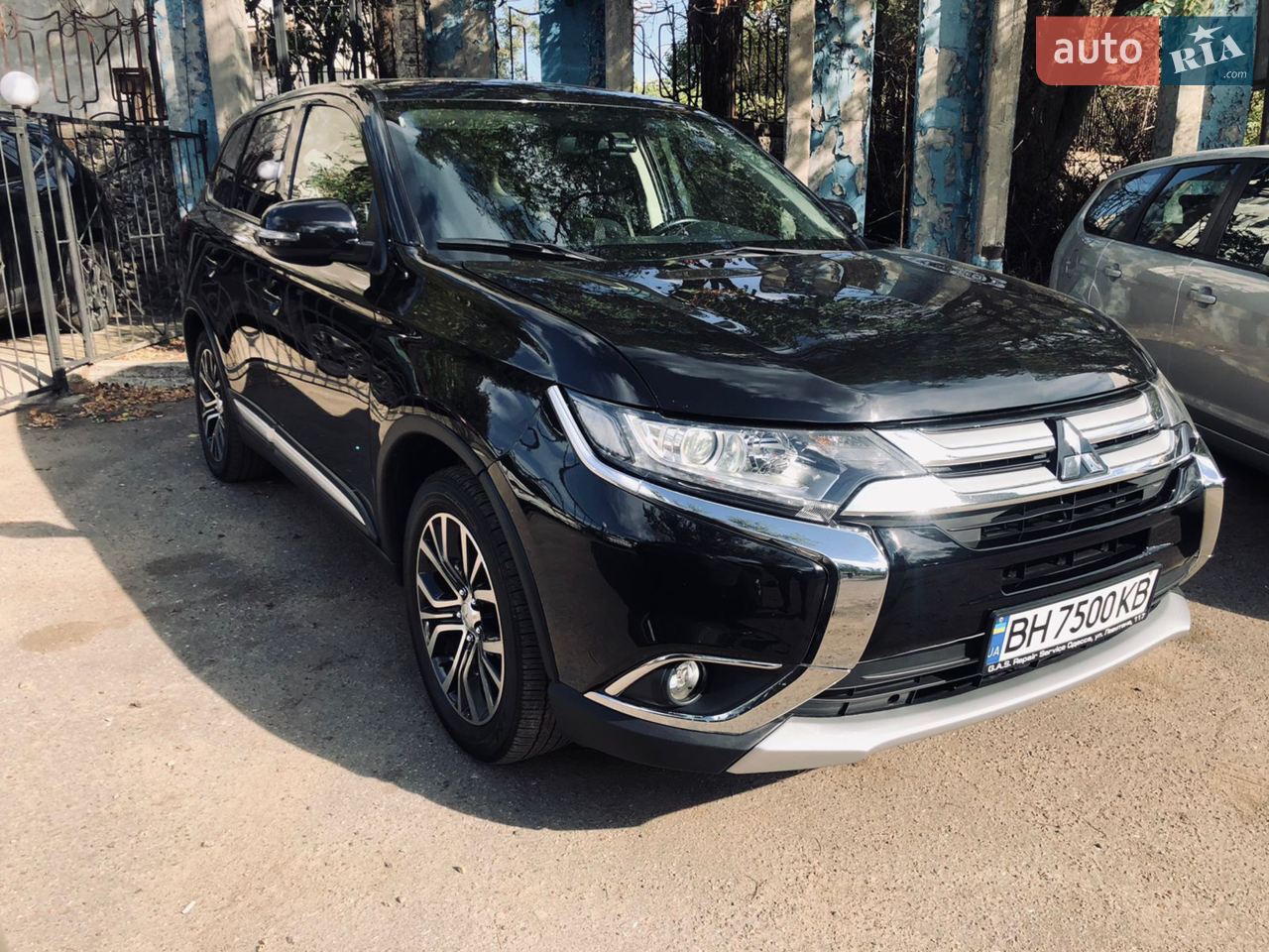 2017 Mitsubishi Outlander - мініатюра 30
