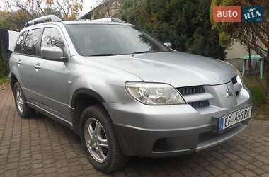 Внедорожник / Кроссовер Mitsubishi Outlander 2006 в Радивилове