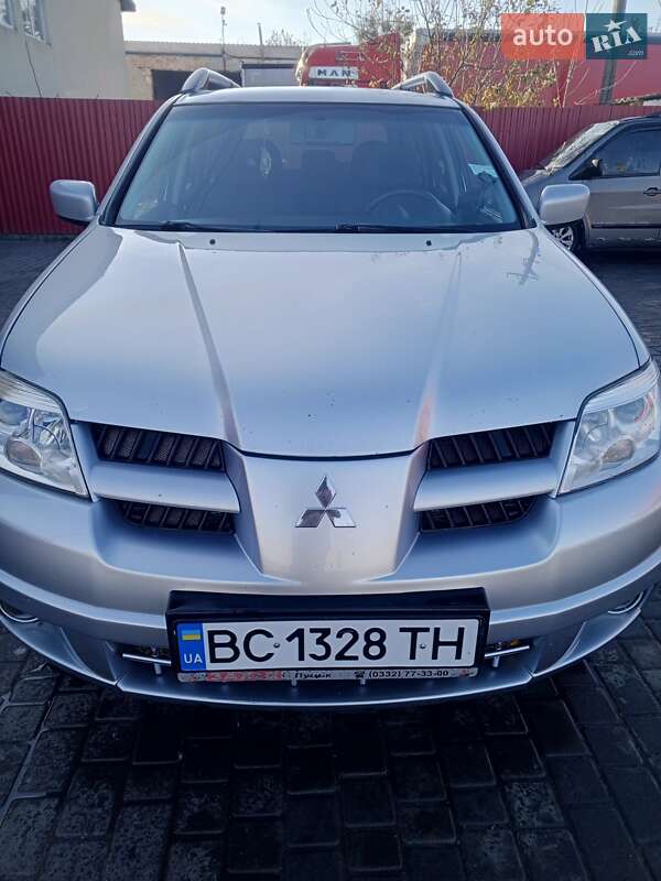 Позашляховик / Кросовер Mitsubishi Outlander 2008 в Кам'янці-Бузькій