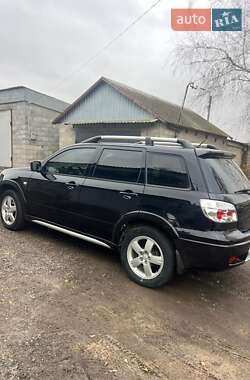 Mitsubishi Outlander 2008