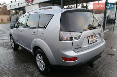 Mitsubishi Outlander 2009