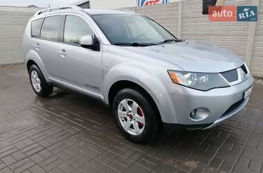 Внедорожник / Кроссовер Mitsubishi Outlander 2009 в Ровно