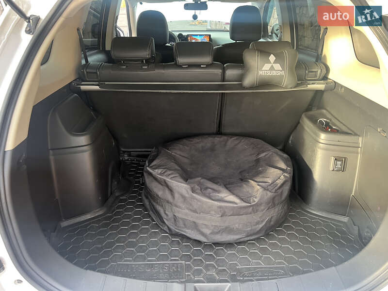 Позашляховик / Кросовер Mitsubishi Outlander 2018 в Кривому Розі