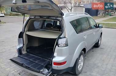 Внедорожник / Кроссовер Mitsubishi Outlander 2008 в Луцке