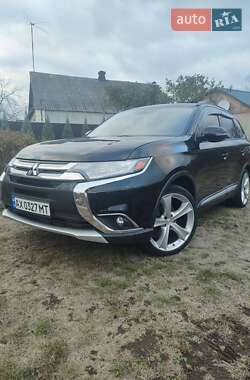 Mitsubishi Outlander 2015