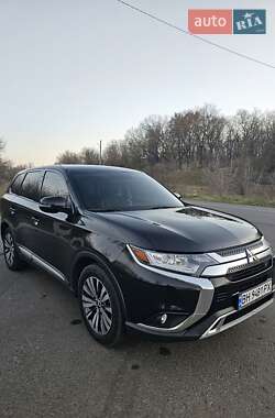 Mitsubishi Outlander 2019