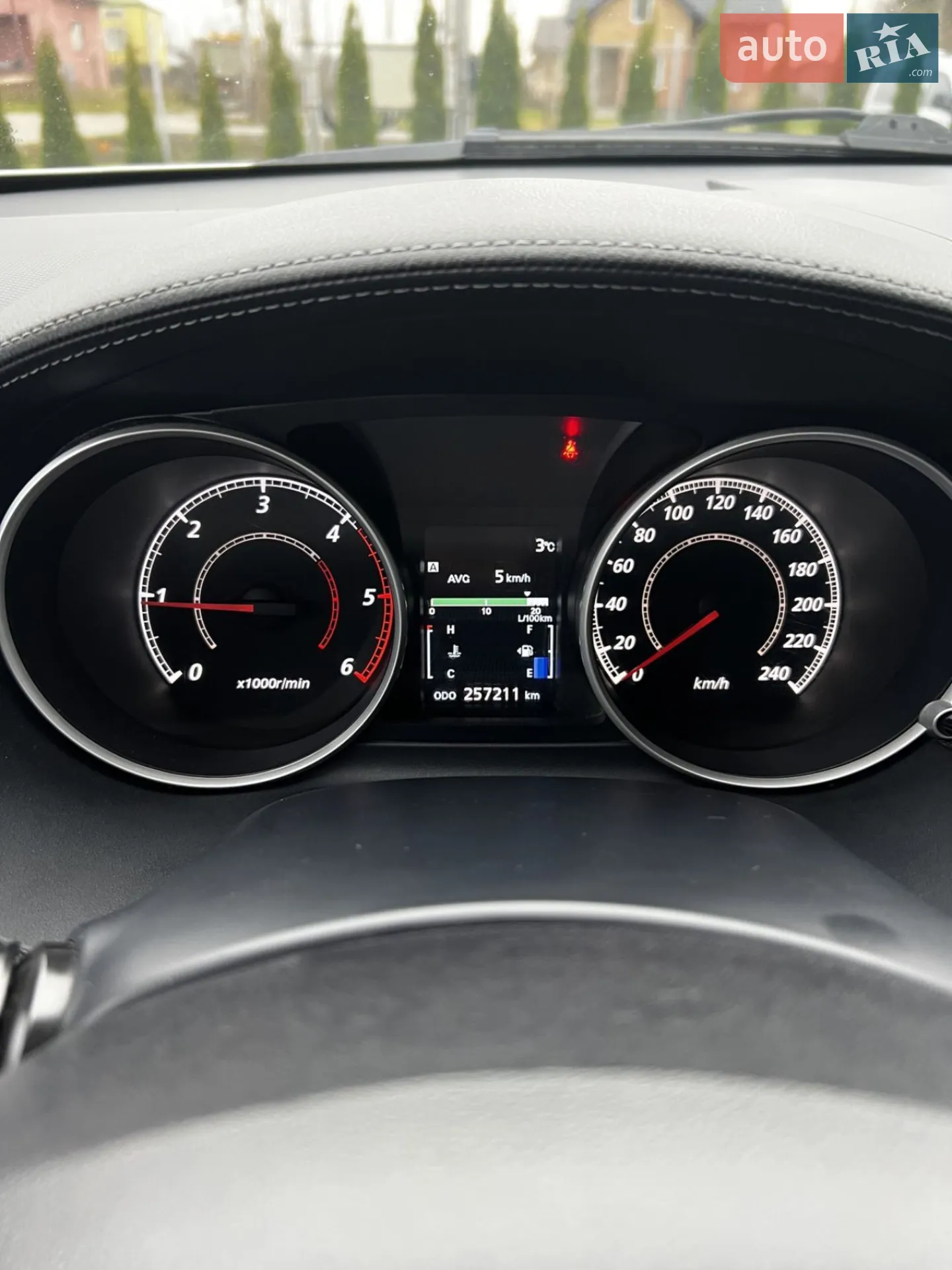 2010 Mitsubishi Outlander - мініатюра 13