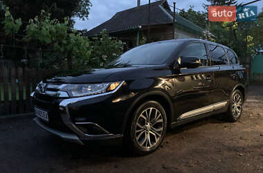 Mitsubishi Outlander 2017