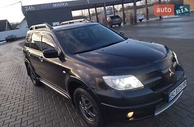 Внедорожник / Кроссовер Mitsubishi Outlander 2007 в Косове