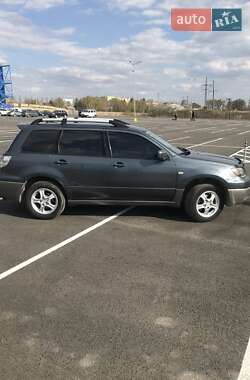 Внедорожник / Кроссовер Mitsubishi Outlander 2004 в Ровно