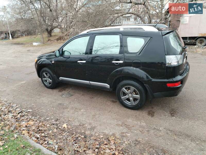 Позашляховик / Кросовер Mitsubishi Outlander 2008 в Кропивницькому