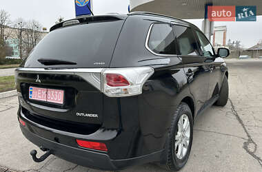 Позашляховик / Кросовер Mitsubishi Outlander 2013 в Миргороді