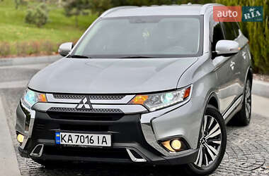 Mitsubishi Outlander 2019