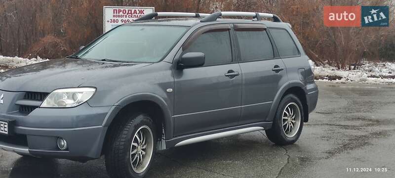 Mitsubishi Outlander 2008