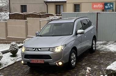 Mitsubishi Outlander 2014