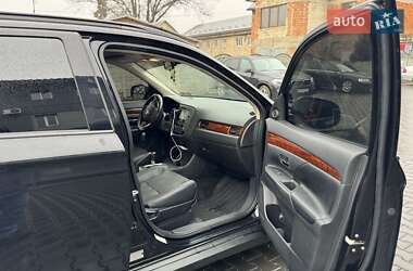 Внедорожник / Кроссовер Mitsubishi Outlander 2014 в 