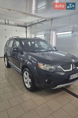 Позашляховик / Кросовер Mitsubishi Outlander 2009 в Ужгороді