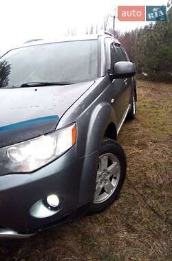 Mitsubishi Outlander 2008