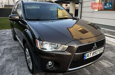 Позашляховик / Кросовер Mitsubishi Outlander 2011 в Івано-Франківську