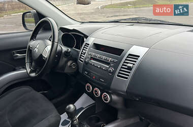 Внедорожник / Кроссовер Mitsubishi Outlander 2007 в Полтаве