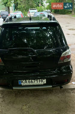 Внедорожник / Кроссовер Mitsubishi Outlander 2006 в Киеве