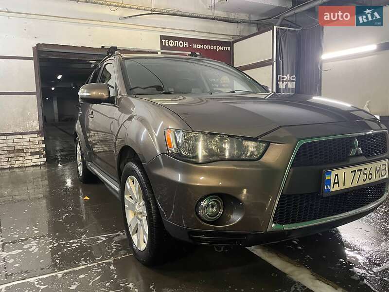 Внедорожник / Кроссовер Mitsubishi Outlander 2013 в Белой Церкви