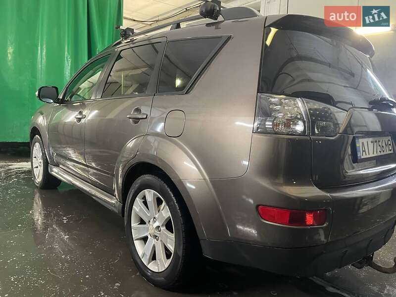 Внедорожник / Кроссовер Mitsubishi Outlander 2013 в Белой Церкви