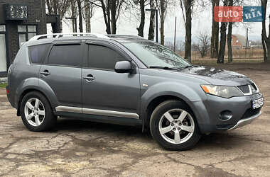 Позашляховик / Кросовер Mitsubishi Outlander 2007 в Тростянці