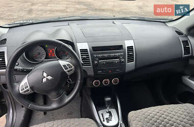 Позашляховик / Кросовер Mitsubishi Outlander 2007 в Тростянці