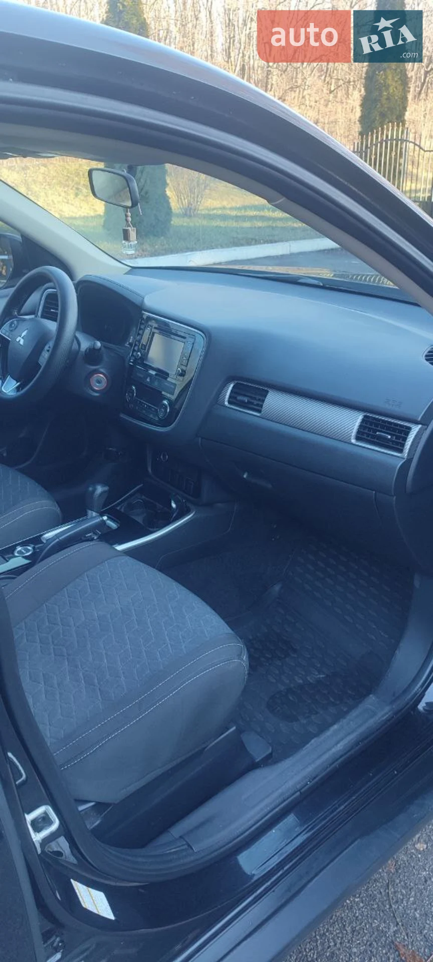 2016 Mitsubishi Outlander - мініатюра 2