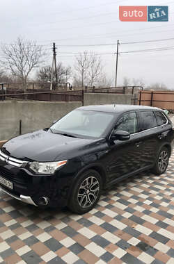 Mitsubishi Outlander 2014