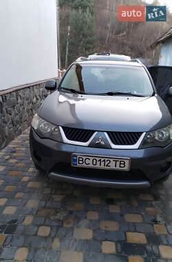 Позашляховик / Кросовер Mitsubishi Outlander 2007 в Миколаєві