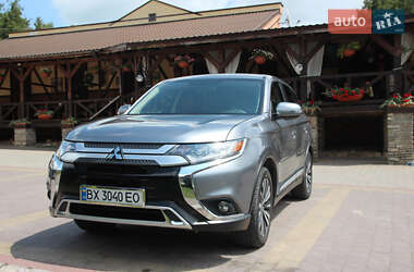 Mitsubishi Outlander 2018