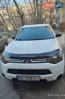 Mitsubishi Outlander 2013 Mitsubishi Outlander 2013