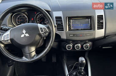 Позашляховик / Кросовер Mitsubishi Outlander 2010 в Ковелі