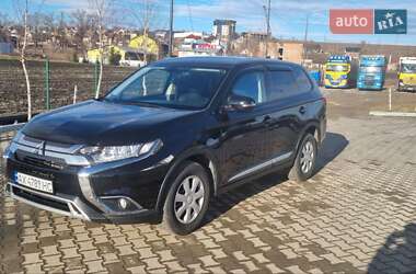 Mitsubishi Outlander 2018