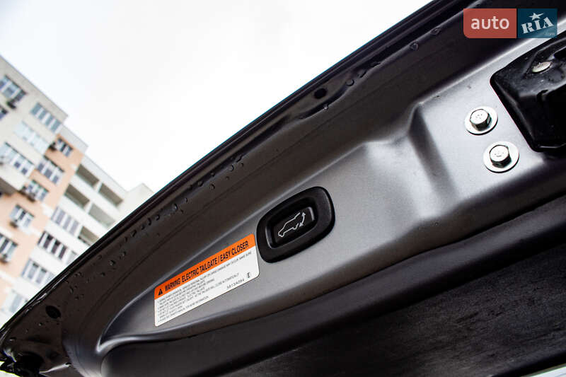 Позашляховик / Кросовер Mitsubishi Outlander 2015 в Львові фото 23 Позашляховик / Кросовер Mitsubishi Outlander 2015 в Львові