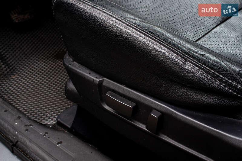 Позашляховик / Кросовер Mitsubishi Outlander 2015 в Львові фото 35 Позашляховик / Кросовер Mitsubishi Outlander 2015 в Львові