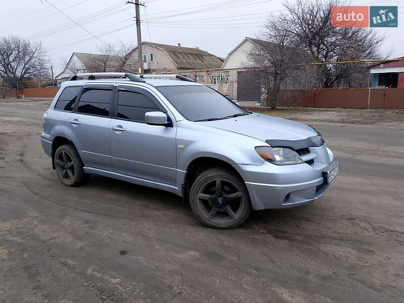 Внедорожник / Кроссовер Mitsubishi Outlander 2007 в Врадиевке
