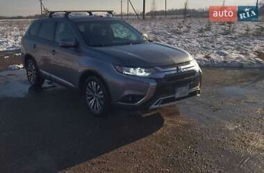 Mitsubishi Outlander 2018