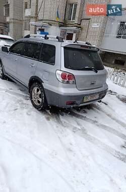 Позашляховик / Кросовер Mitsubishi Outlander 2003 в Львові