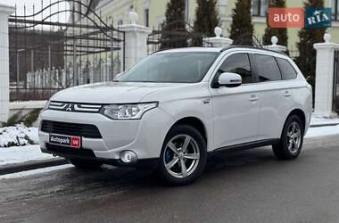 Позашляховик / Кросовер Mitsubishi Outlander 2014 в Вінниці