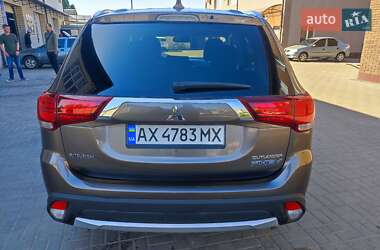 Внедорожник / Кроссовер Mitsubishi Outlander 2018 в Мерефа