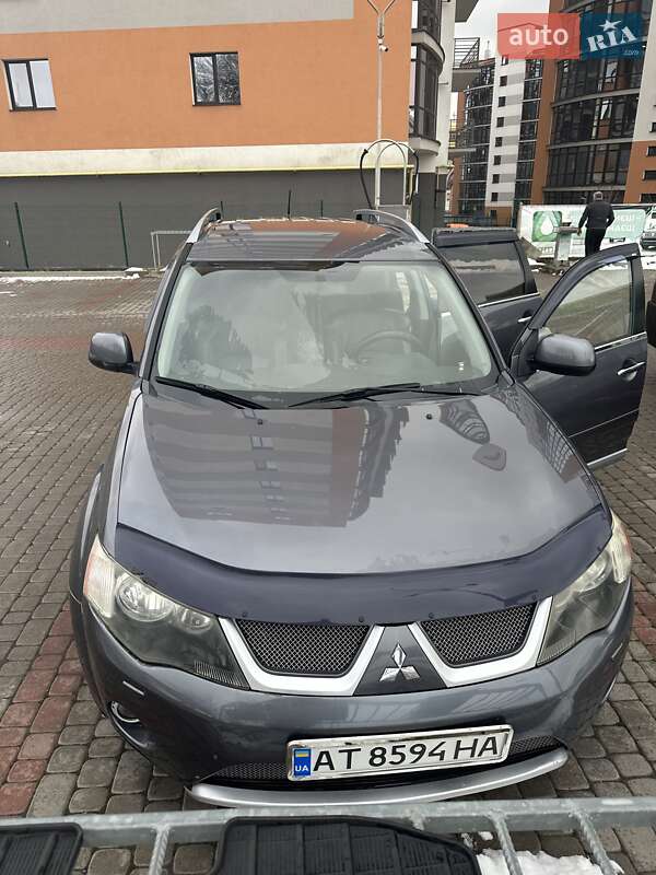 Позашляховик / Кросовер Mitsubishi Outlander 2007 в Івано-Франківську фото 5 Позашляховик / Кросовер Mitsubishi Outlander 2007 в Івано-Франківську