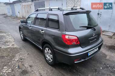 Внедорожник / Кроссовер Mitsubishi Outlander 2008 в 