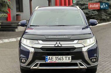 Внедорожник / Кроссовер Mitsubishi Outlander 2018 в Павлограде