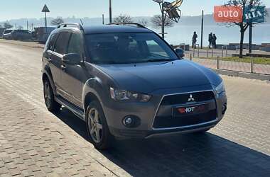 Позашляховик / Кросовер Mitsubishi Outlander 2010 в Тернополі