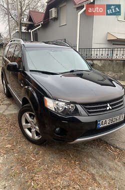 Внедорожник / Кроссовер Mitsubishi Outlander 2009 в Киеве