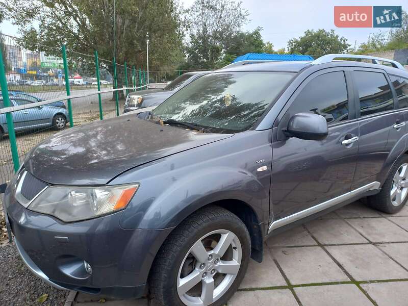 Внедорожник / Кроссовер Mitsubishi Outlander 2007 в Днепре