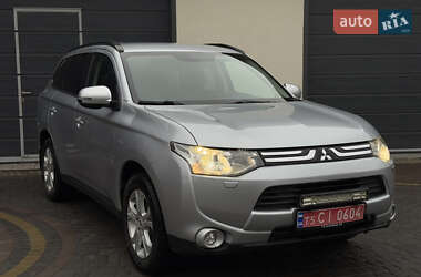 Mitsubishi Outlander 2013